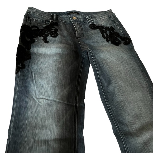 White House Black Market size 10 high rise wide leg jeans embroidered detail - Picture 1 of 15